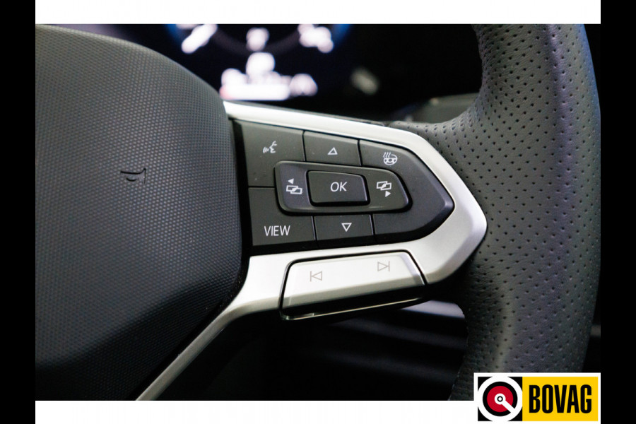 Volkswagen Golf 1.5 eHybrid GTE Black Style 272 PK | IQ Led | Elec. trekhaak | Headup | Stoel- & stuurverw. | PDC V + A, Camera, App. connect, Navigatie, 131 KM actieradius (WLTP)