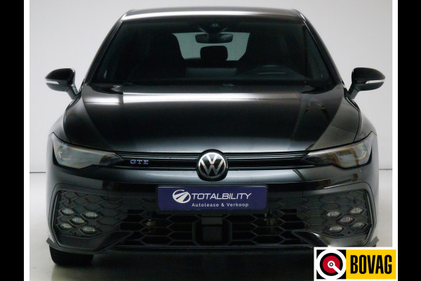 Volkswagen Golf 1.5 eHybrid GTE Black Style 272 PK | IQ Led | Elec. trekhaak | Headup | Stoel- & stuurverw. | PDC V + A, Camera, App. connect, Navigatie, 131 KM actieradius (WLTP)