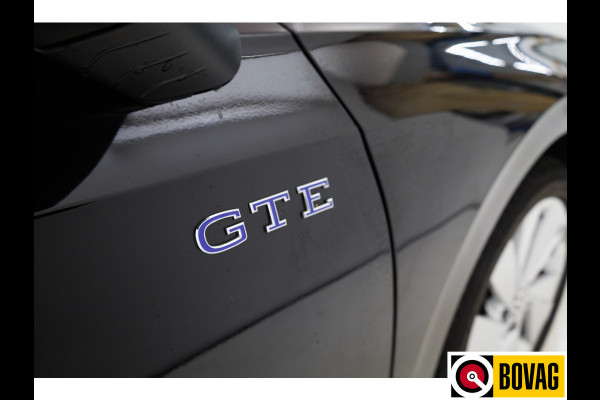 Volkswagen Golf 1.5 eHybrid GTE Black Style 272 PK | IQ Led | Elec. trekhaak | Headup | Stoel- & stuurverw. | PDC V + A, Camera, App. connect, Navigatie, 131 KM actieradius (WLTP)