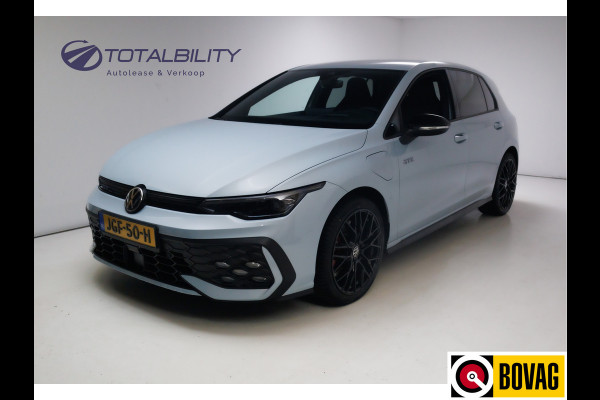 Volkswagen Golf 1.5 eHybrid GTE Black Style 272 PK | IQ Led | Elec. trekhaak | Headup | Stoel- & stuurverw. | PDC V + A, Camera, App. connect, Navigatie, 131 KM actieradius (WLTP)