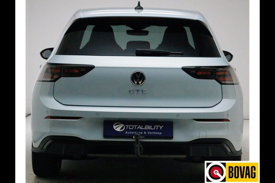 Volkswagen Golf 1.5 eHybrid GTE Black Style 272 PK | IQ Led | Elec. trekhaak | Headup | Stoel- & stuurverw. | PDC V + A, Camera, App. connect, Navigatie, 131 KM actieradius (WLTP)