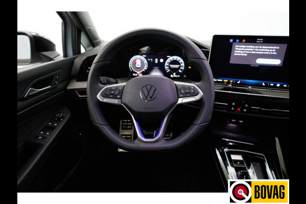 Volkswagen Golf 1.5 eHybrid GTE Black Style 272 PK | IQ Led | Elec. trekhaak | Headup | Stoel- & stuurverw. | PDC V + A, Camera, App. connect, Navigatie, 131 KM actieradius (WLTP)