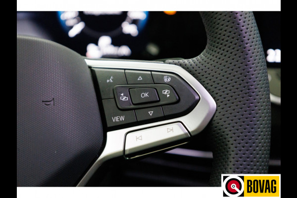 Volkswagen Golf 1.5 eHybrid GTE Black Style 272 PK | IQ Led | Elec. trekhaak | Headup | Stoel- & stuurverw. | PDC V + A, Camera, App. connect, Navigatie, 131 KM actieradius (WLTP)