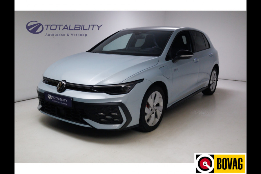 Volkswagen Golf 1.5 eHybrid GTE Black Style 272 PK | IQ Led | Elec. trekhaak | Headup | Stoel- & stuurverw. | PDC V + A, Camera, App. connect, Navigatie, 131 KM actieradius (WLTP)
