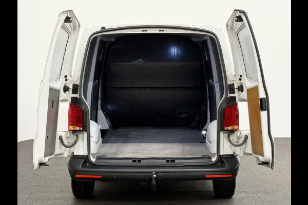 Volkswagen Transporter 2.0 TDI L2H1 30 Comfortline Airco Navi Trekhaak 2X schuifdeur Stoelverwarming Adaptieve Cruise Control