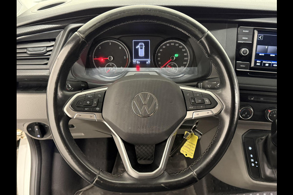 Volkswagen Transporter 2.0 TDI L2H1 30 Comfortline Airco Navi Trekhaak 2X schuifdeur Stoelverwarming Adaptieve Cruise Control