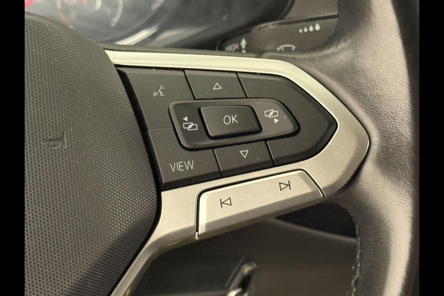 Volkswagen Transporter 2.0 TDI L2H1 30 Comfortline Airco Navi Trekhaak 2X schuifdeur Stoelverwarming Adaptieve Cruise Control