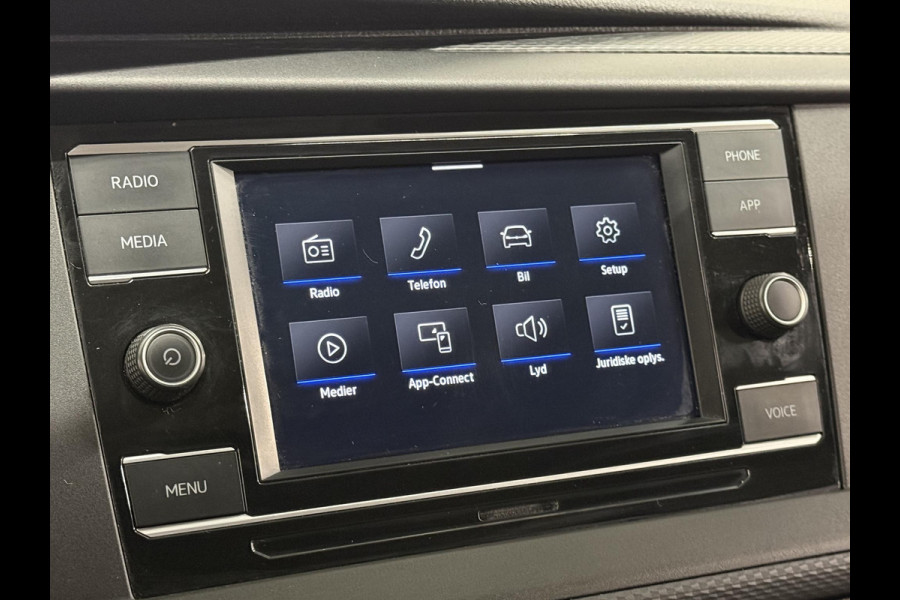 Volkswagen Transporter 2.0 TDI L2H1 30 Comfortline Airco Navi Trekhaak 2X schuifdeur Stoelverwarming Adaptieve Cruise Control