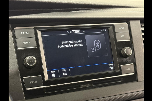 Volkswagen Transporter 2.0 TDI L2H1 30 Comfortline Airco Navi Trekhaak 2X schuifdeur Stoelverwarming Adaptieve Cruise Control