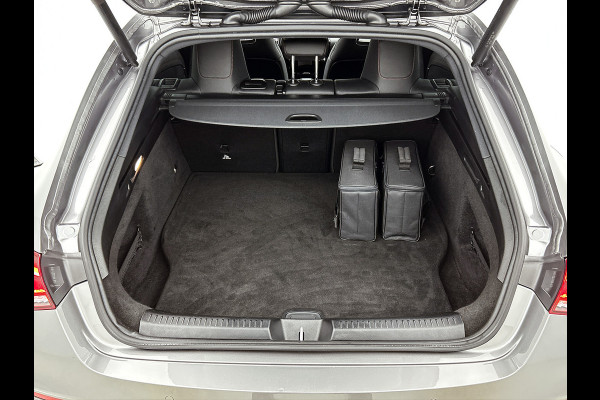 Mercedes-Benz CLA-Klasse Shooting Brake 250 e Business Solution AMG Limited 5 spaaks lichtmetalen velgen | MBUX wide screen | Navigatie | Parking support met camera achter | Inclusief 24 maanden MB Certified garantie voor Europa.