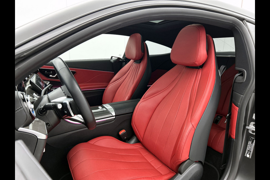 Mercedes-Benz CLE Coupé 300 4MATIC AMG-Line | Night pack | Panorama schuifdak | Rijassistentie pack | Burmester Sound | Leder | Premium Plus pack Inclusief 24 maanden MB Certified garantie voor Europa.