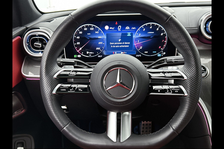 Mercedes-Benz CLE Coupé 300 4MATIC AMG-Line | Night pack | Panorama schuifdak | Rijassistentie pack | Burmester Sound | Leder | Premium Plus pack Inclusief 24 maanden MB Certified garantie voor Europa.