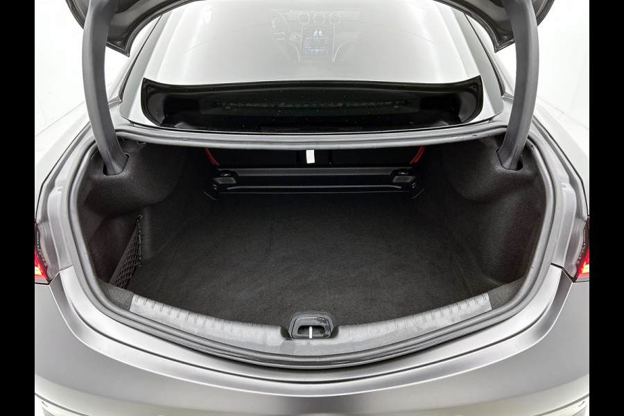 Mercedes-Benz CLE Coupé 300 4MATIC AMG-Line | Night pack | Panorama schuifdak | Rijassistentie pack | Burmester Sound | Leder | Premium Plus pack Inclusief 24 maanden MB Certified garantie voor Europa.