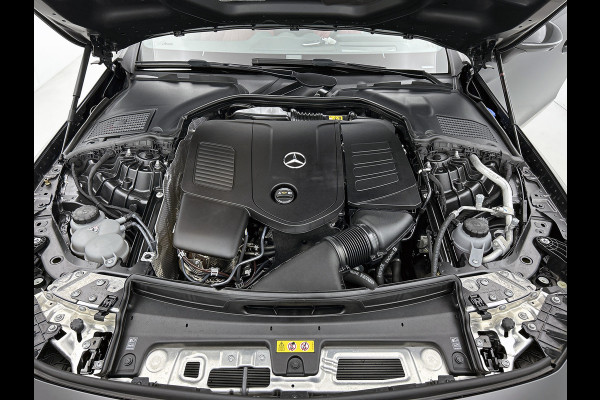 Mercedes-Benz CLE Coupé 300 4MATIC AMG-Line | Night pack | Panorama schuifdak | Rijassistentie pack | Burmester Sound | Leder | Premium Plus pack Inclusief 24 maanden MB Certified garantie voor Europa.