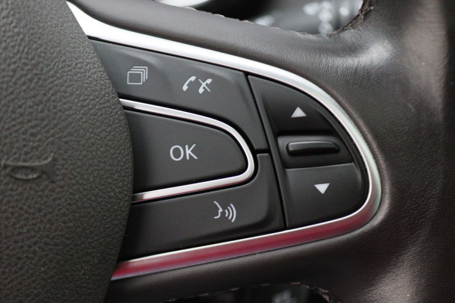 Renault Espace 1.8 TCe Limousin 7p. Verwarmde Voorruit, Camera, Apple Carplay, Cruise, LED, DAB, PDC, 19''