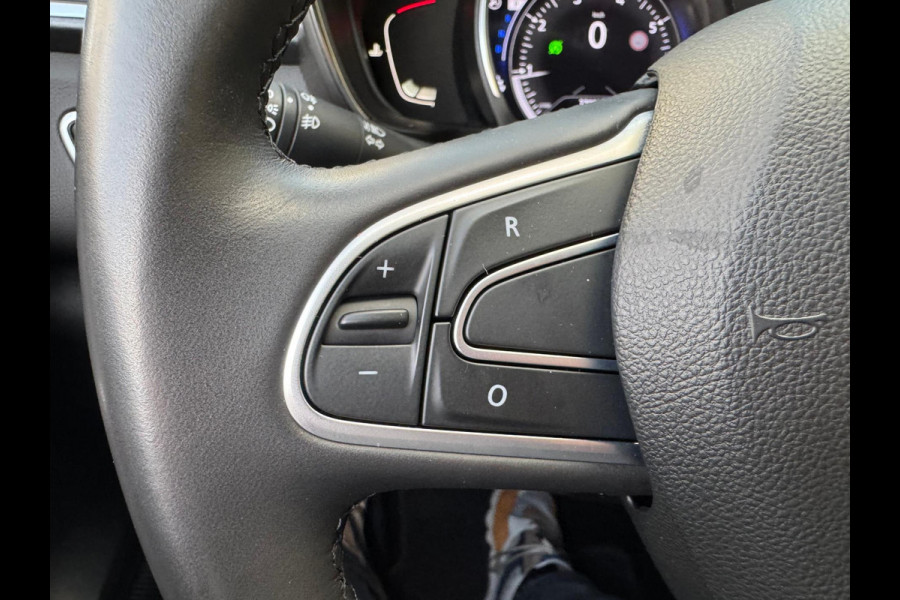 Renault Kadjar TCe 140 EDC Bose Trekhaak / Navi / Full LED / Clima / LM velgen