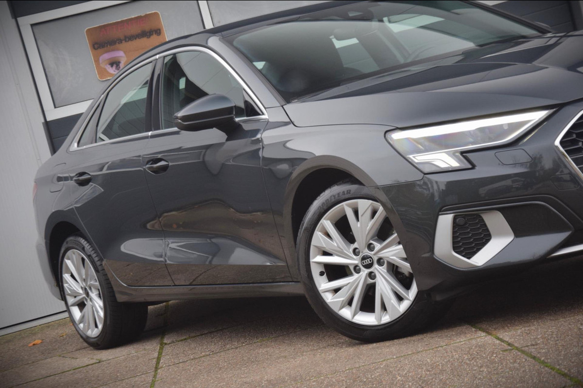 Audi A3 Limousine 30 TFSI Advanced edition SPORTSTOELEN/APPLE CARPLAY/LED KOPLAMPEN