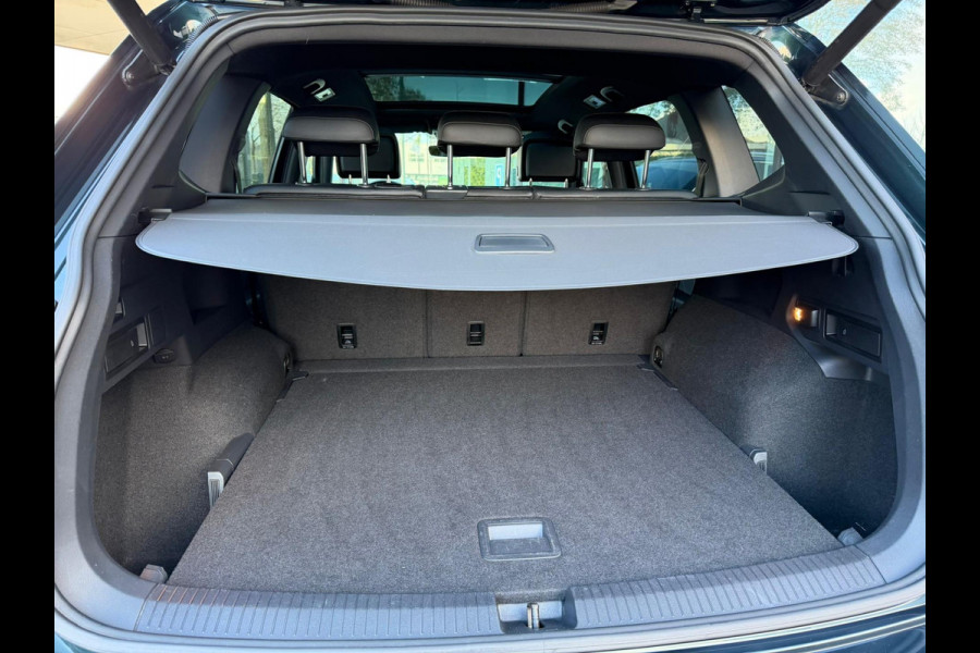 Volkswagen Tiguan Allspace 1.5 TSI 150PK Highline R - Automaat - Leder - Pano.Schuifdak - Navi - Dynaudio