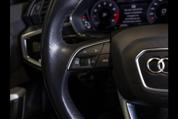 Audi Q3 35 TFSI S edition / 150pk / Trekhaak / Stoelverwarming / Achteruitrij camera /