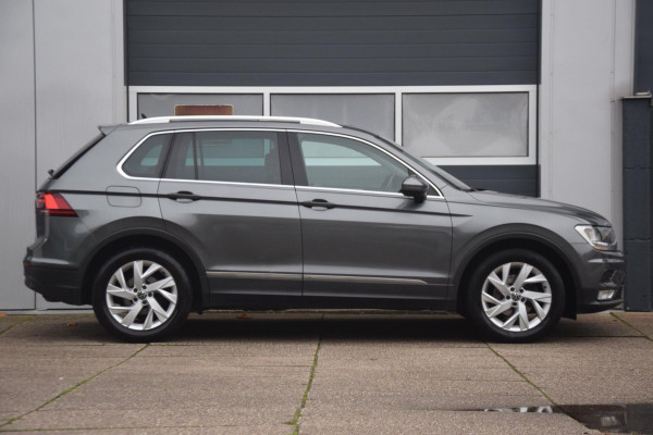Volkswagen Tiguan 1.4 TSI Connected Series Panoramadak / Comfortstoelen / Carplay