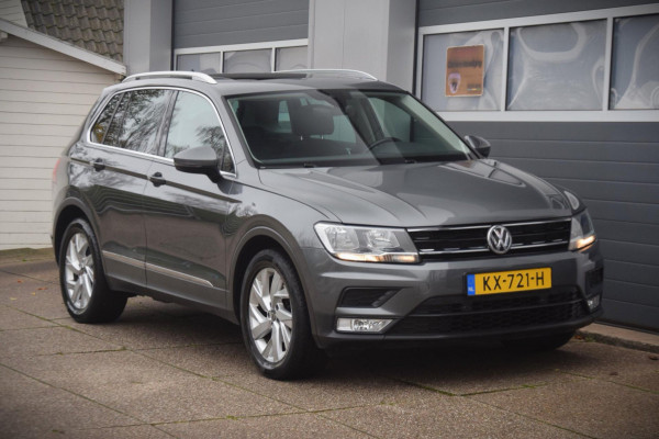 Volkswagen Tiguan 1.4 TSI Connected Series Panoramadak / Comfortstoelen / Carplay