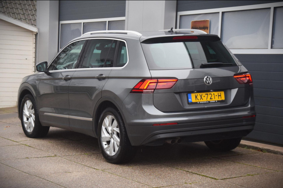 Volkswagen Tiguan 1.4 TSI Connected Series Panoramadak / Comfortstoelen / Carplay
