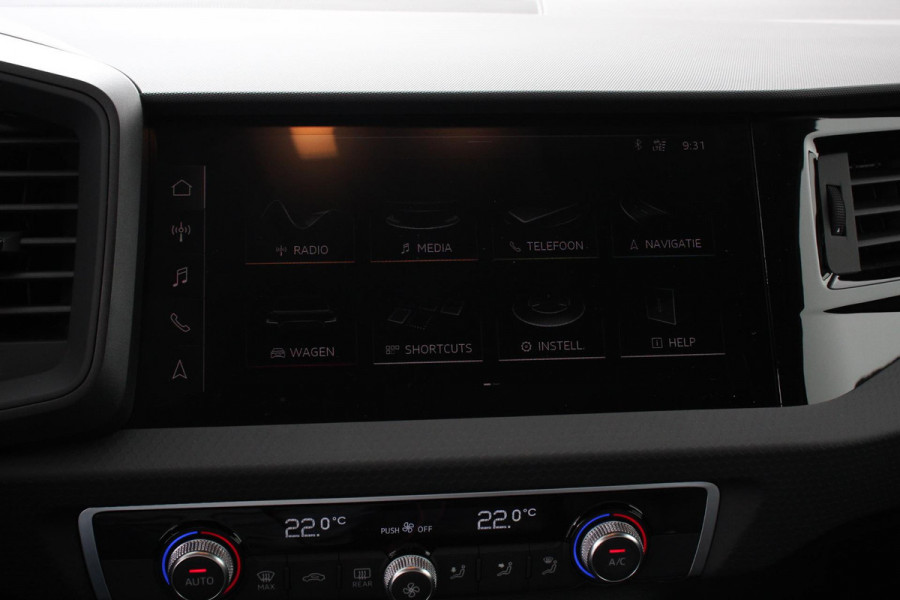 Audi A1 Sportback 30 TFSI 115pk Automaat Audi A1 Sportback 30 TFSI Automaat | Navigatie | Climate Control | Virtual Cockpit | Bluetooth | Cruise control | Lichtmetalen Velgen | Parkeer sensoren
