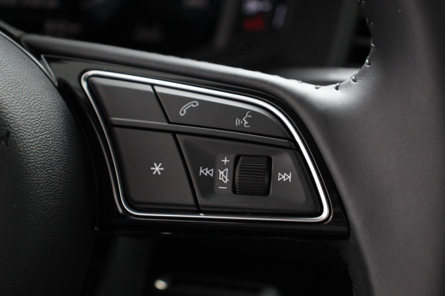 Audi A1 Sportback 30 TFSI 115pk Automaat Audi A1 Sportback 30 TFSI Automaat | Navigatie | Climate Control | Virtual Cockpit | Bluetooth | Cruise control | Lichtmetalen Velgen | Parkeer sensoren