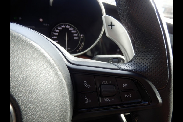 Alfa Romeo Giulia 2.2 Sprint I Automaat I 240 pk* I Schuif/kantel dak I Adp. crui