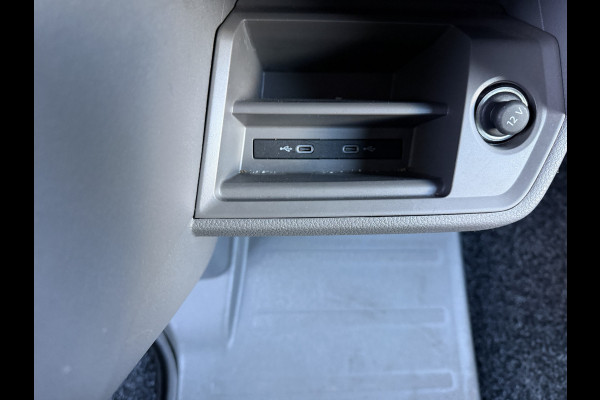 Volkswagen Crafter 35 2.0 TDI 177PK Euro6 L3H3 CarPlay/cruise control/camera