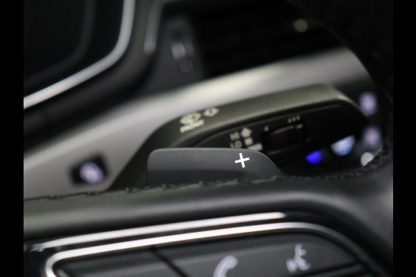 Audi A5 Sportback 40 TFSI Advanced Edition [CRUISE CONTROL, BLUETOOTH TELEFOON, FLIPPERS,  DRAADLOZE TELEFOONLADER, AUTOMATISCHE ACHTERKLEP, NIEUWSTAAT]