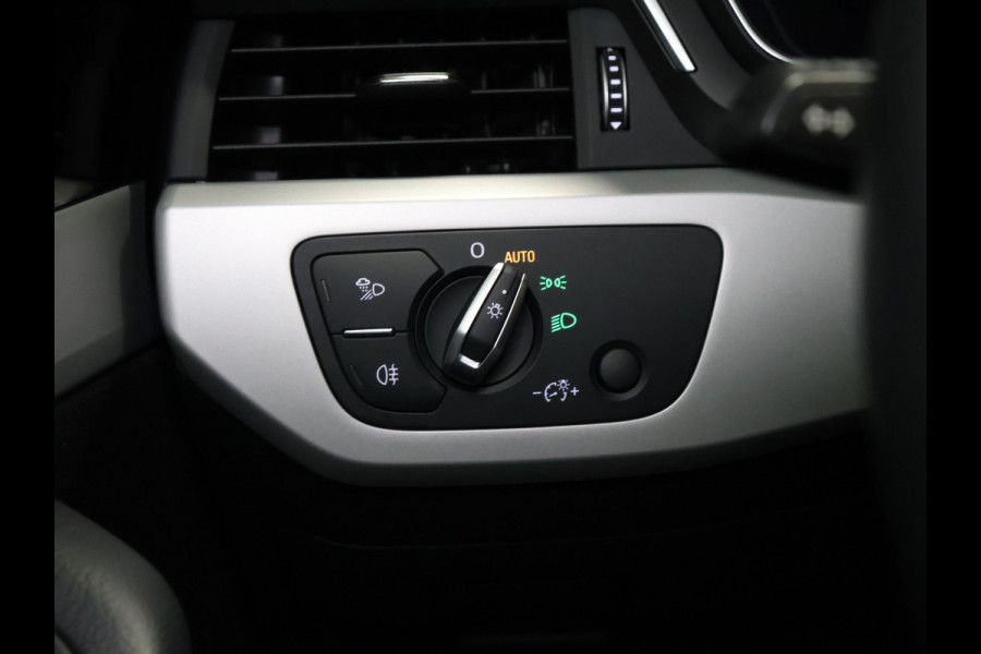 Audi A5 Sportback 40 TFSI Advanced Edition [CRUISE CONTROL, BLUETOOTH TELEFOON, FLIPPERS,  DRAADLOZE TELEFOONLADER, AUTOMATISCHE ACHTERKLEP, NIEUWSTAAT]