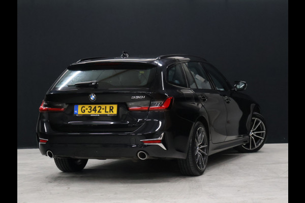 BMW 3 Serie Touring 330i High Executive NW TYPE [APPLE CARPLAY, PDC V+A, CRUISE CONTROL, HARMAN/KARDON, STOELVERWARMING, AUTOMATISCHE ACHTERKLEP, AUTOMATISCHE AIRCO, NIEUWSTAAT]