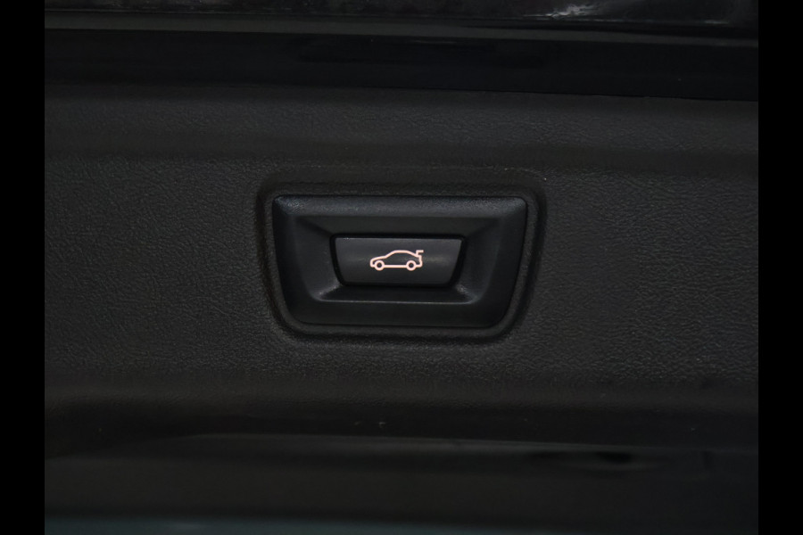 BMW 3 Serie Touring 330i High Executive NW TYPE [APPLE CARPLAY, PDC V+A, CRUISE CONTROL, HARMAN/KARDON, STOELVERWARMING, AUTOMATISCHE ACHTERKLEP, AUTOMATISCHE AIRCO, NIEUWSTAAT]