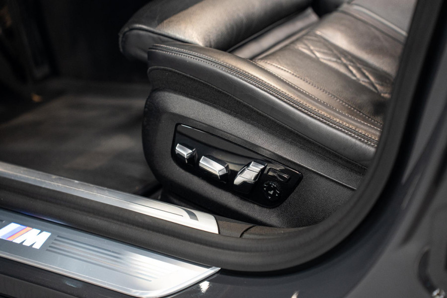 BMW 7 Serie 730d xDrive High Executive *M-Sport / Harman-Kardon / Panorama / HUD / Soft-Close*