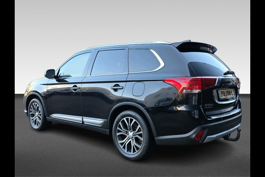 Mitsubishi Outlander 2.0 Connect Pro | Automaat | Stoel/stuurverwarming | 360 Camera | Trekhaak |
