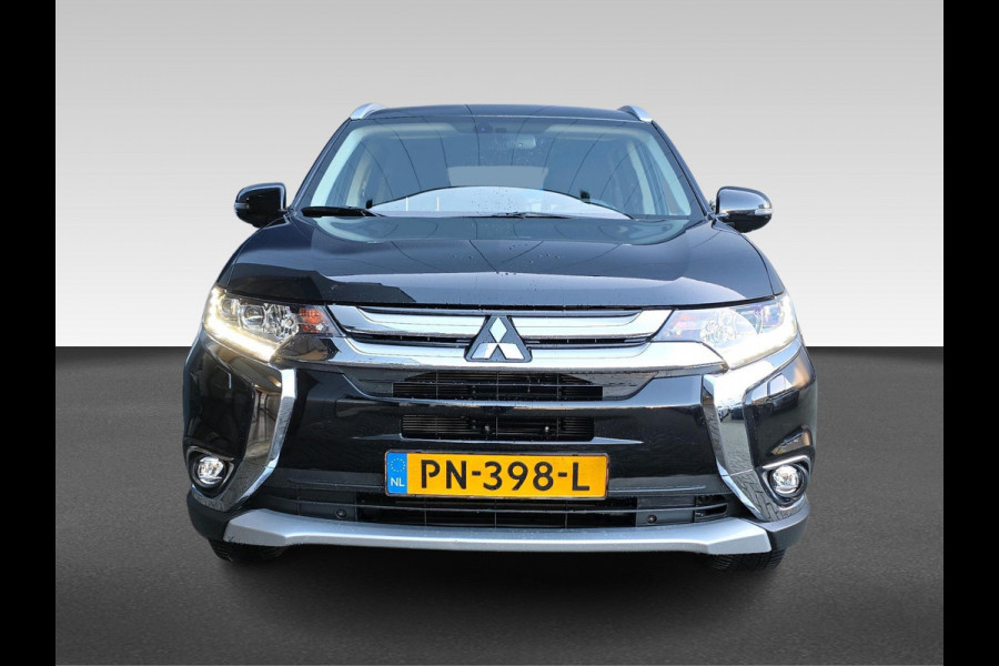 Mitsubishi Outlander 2.0 Connect Pro | Automaat | Stoel/stuurverwarming | 360 Camera | Trekhaak |