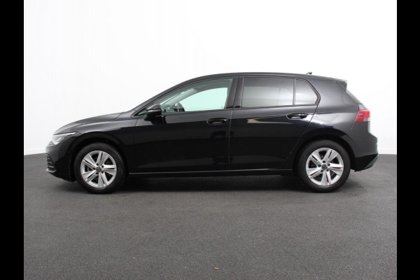 Volkswagen Golf 1.5 eTSI DSG Active | Navigatie | Apple Carplay/Android Auto | Virtual Cockpit | Climate Control | Led | Dab | Camera | Adaptive Cruise Control | Extra Getint glas