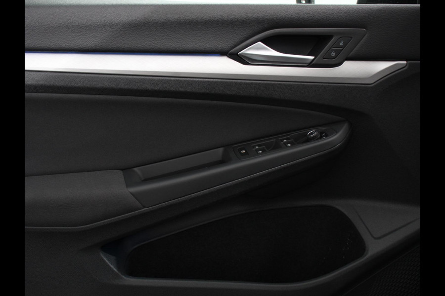 Volkswagen Golf 1.5 eTSI DSG Active | Navigatie | Apple Carplay/Android Auto | Virtual Cockpit | Climate Control | Led | Dab | Camera | Adaptive Cruise Control | Extra Getint glas