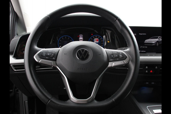 Volkswagen Golf 1.5 eTSI DSG Active | Navigatie | Apple Carplay/Android Auto | Virtual Cockpit | Climate Control | Led | Dab | Camera | Adaptive Cruise Control | Extra Getint glas