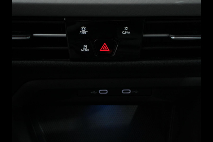 Volkswagen Golf 1.5 eTSI DSG Active | Navigatie | Apple Carplay/Android Auto | Virtual Cockpit | Climate Control | Led | Dab | Camera | Adaptive Cruise Control | Extra Getint glas