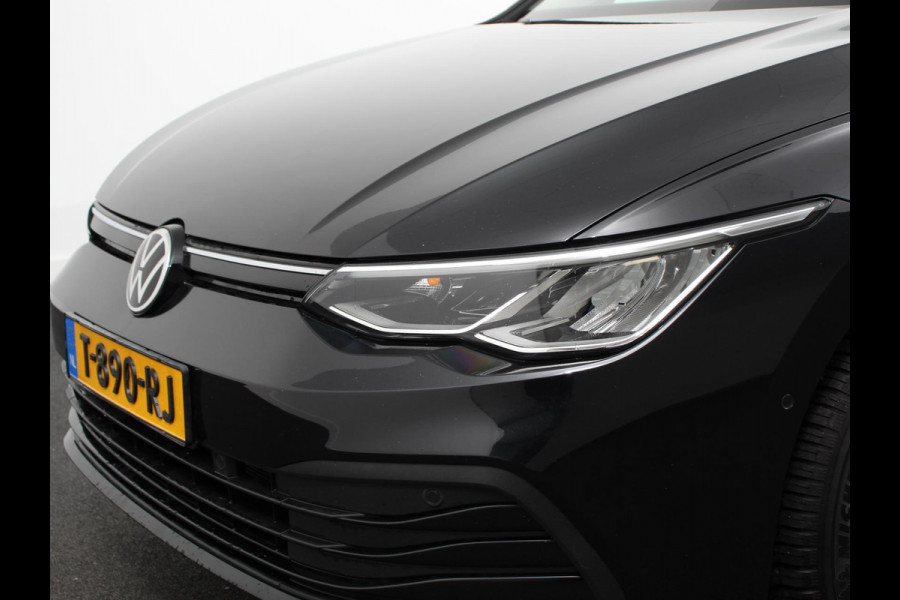 Volkswagen Golf 1.5 eTSI DSG Active | Navigatie | Apple Carplay/Android Auto | Virtual Cockpit | Climate Control | Led | Dab | Camera | Adaptive Cruise Control | Extra Getint glas
