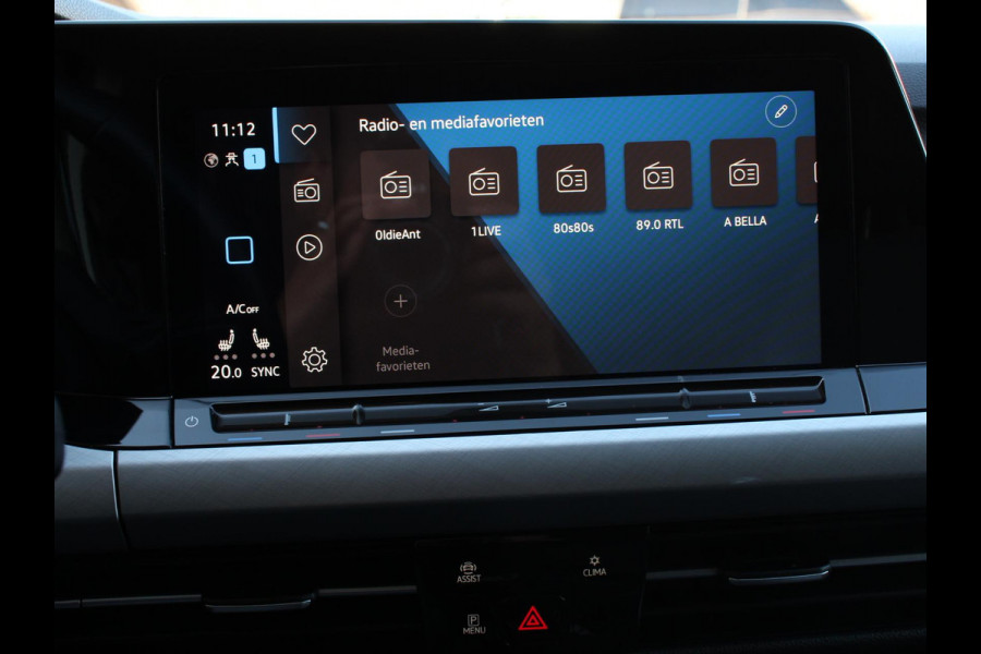 Volkswagen Golf 1.5 eTSI DSG Active | Navigatie | Apple Carplay/Android Auto | Virtual Cockpit | Climate Control | Led | Dab | Camera | Adaptive Cruise Control | Extra Getint glas