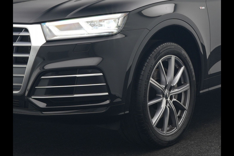 Audi Q5 50 TFSI e quattro S Line Plug In Hybrid 300pk Dealer O.H PHEV | Camera | Keyless | Sportstoelen Verwarmd | S Sportstuur | Navigatie Plus | Apple Carplay | Virtual | DAB | 20"L.M |