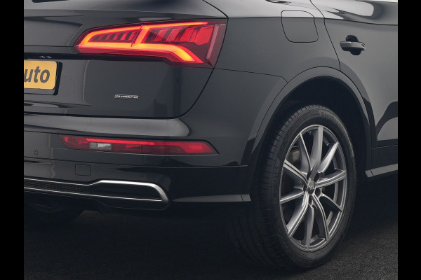 Audi Q5 50 TFSI e quattro S Line Plug In Hybrid 300pk Dealer O.H PHEV | Camera | Keyless | Sportstoelen Verwarmd | S Sportstuur | Navigatie Plus | Apple Carplay | Virtual | DAB | 20"L.M |