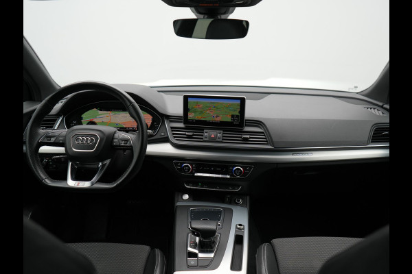 Audi Q5 50 TFSI e quattro S Line Plug In Hybrid 300pk Dealer O.H PHEV | Camera | Keyless | Sportstoelen Verwarmd | S Sportstuur | Navigatie Plus | Apple Carplay | Virtual | DAB | 20"L.M |
