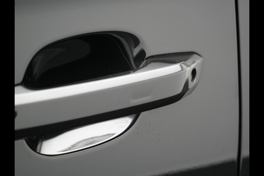 Audi Q5 50 TFSI e quattro S Line Plug In Hybrid 300pk Dealer O.H PHEV | Camera | Keyless | Sportstoelen Verwarmd | S Sportstuur | Navigatie Plus | Apple Carplay | Virtual | DAB | 20"L.M |