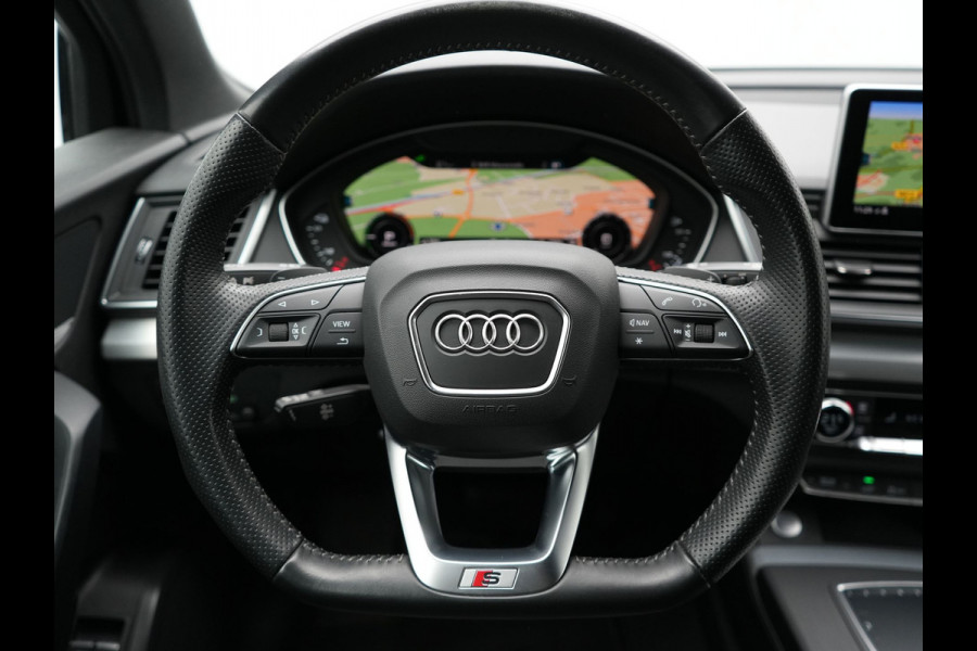 Audi Q5 50 TFSI e quattro S Line Plug In Hybrid 300pk Dealer O.H PHEV | Camera | Keyless | Sportstoelen Verwarmd | S Sportstuur | Navigatie Plus | Apple Carplay | Virtual | DAB | 20"L.M |