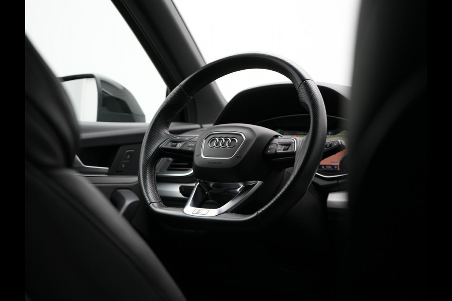 Audi Q5 50 TFSI e quattro S Line Plug In Hybrid 300pk Dealer O.H PHEV | Camera | Keyless | Sportstoelen Verwarmd | S Sportstuur | Navigatie Plus | Apple Carplay | Virtual | DAB | 20"L.M |