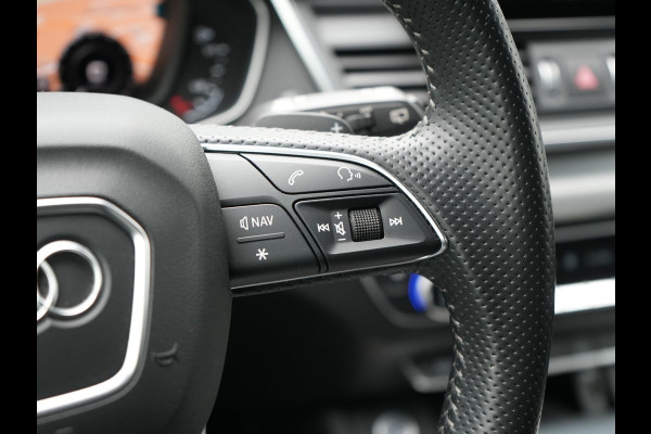 Audi Q5 50 TFSI e quattro S Line Plug In Hybrid 300pk Dealer O.H PHEV | Camera | Keyless | Sportstoelen Verwarmd | S Sportstuur | Navigatie Plus | Apple Carplay | Virtual | DAB | 20"L.M |